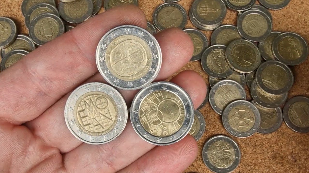 2 eiro monēta, kas atrasta monētu kaltuvē: dažu retu eksemplāru vērtība var sasniegt 3300 eiro, tāpēc neaizmirstiet pārbaudīt savas kabatas.