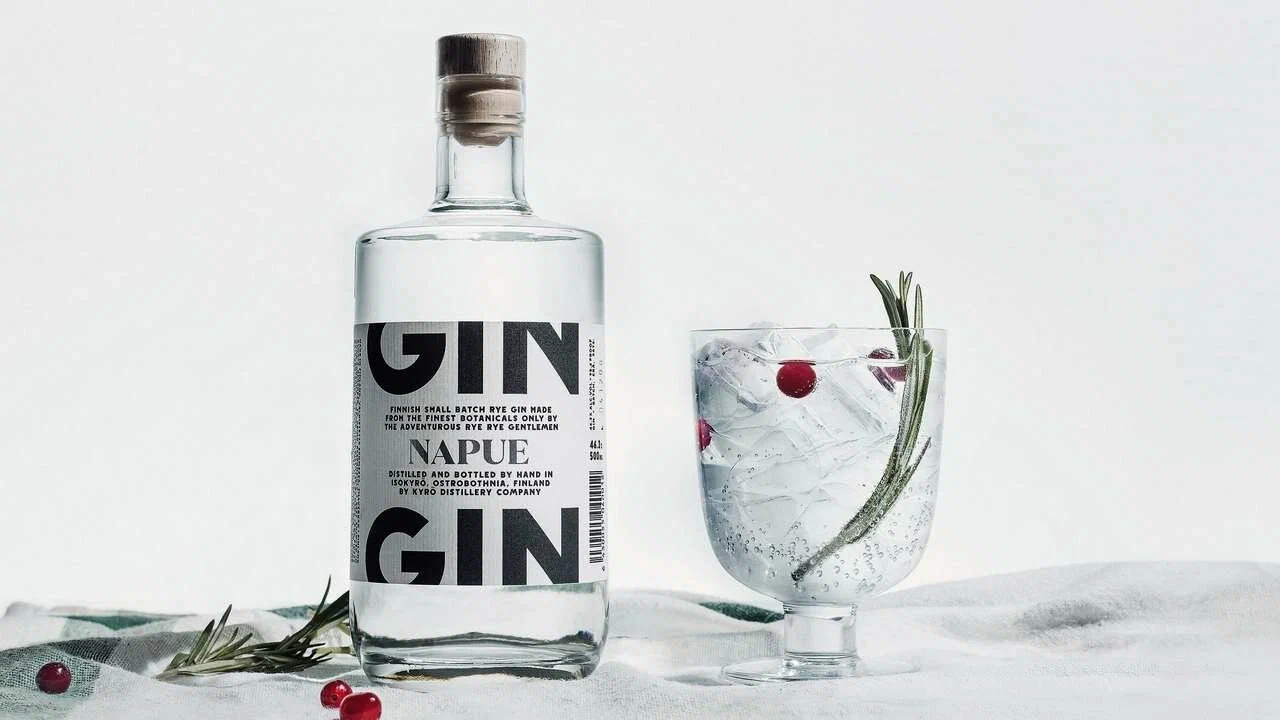 El Corte Inglés tagad par pazeminātu cenu piedāvā premium džinu, kas ir ideāli piemērots Jaungada džina tonikiem.