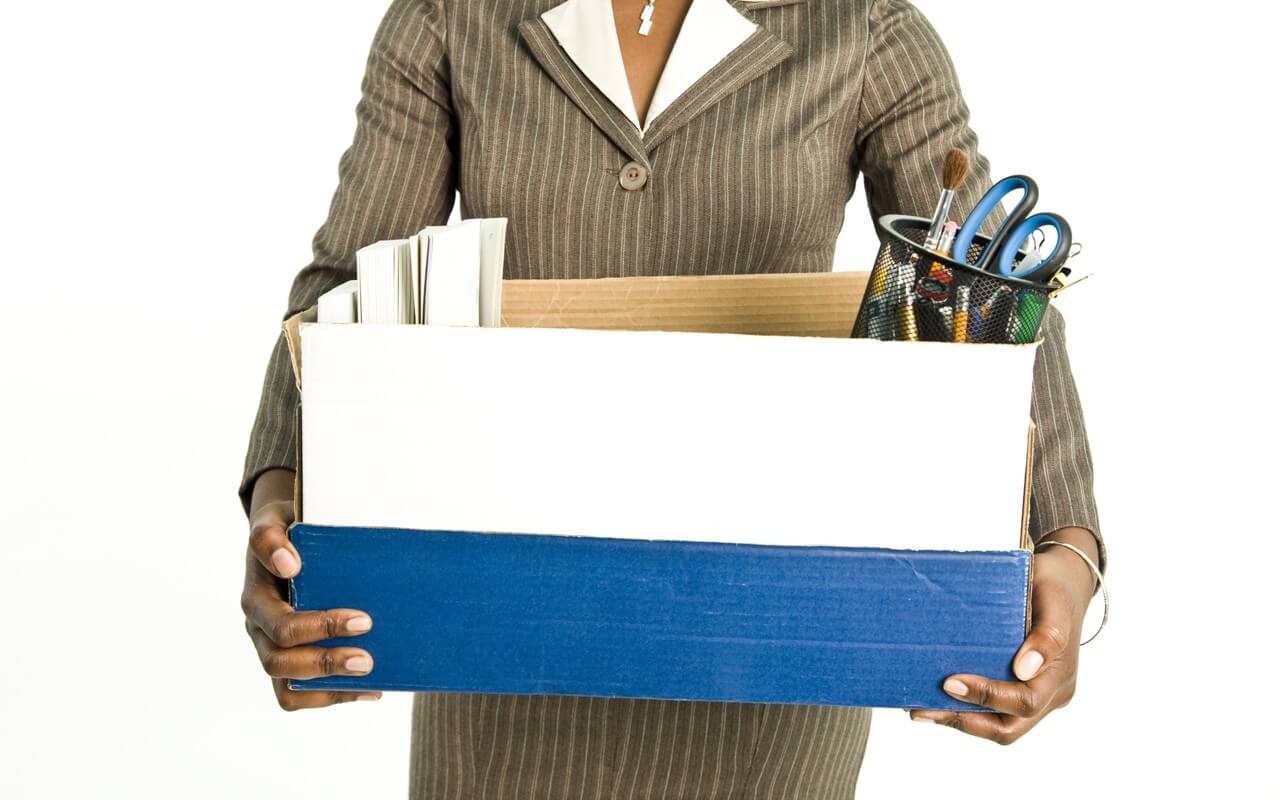 Atlaišana bez brīdinājuma: Darbinieks regulāri ieradās darbā pārāk agri.