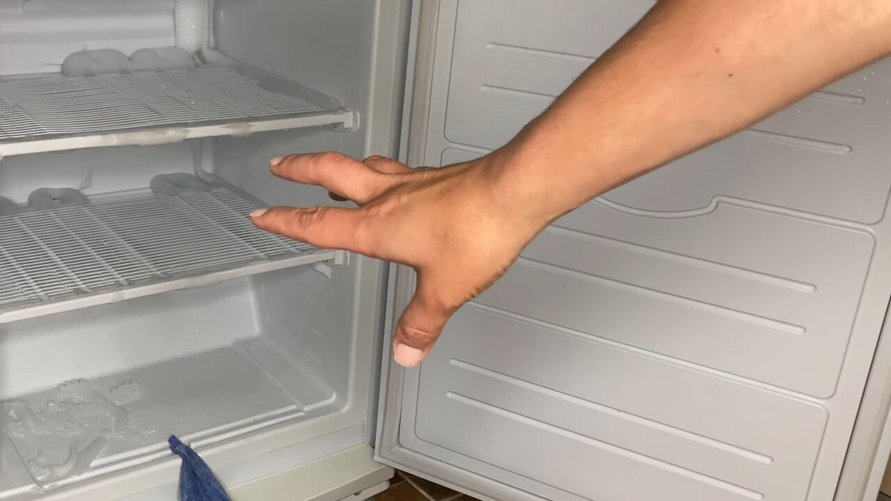 Kāpēc korķis ledusskapī var darīt brīnumus?