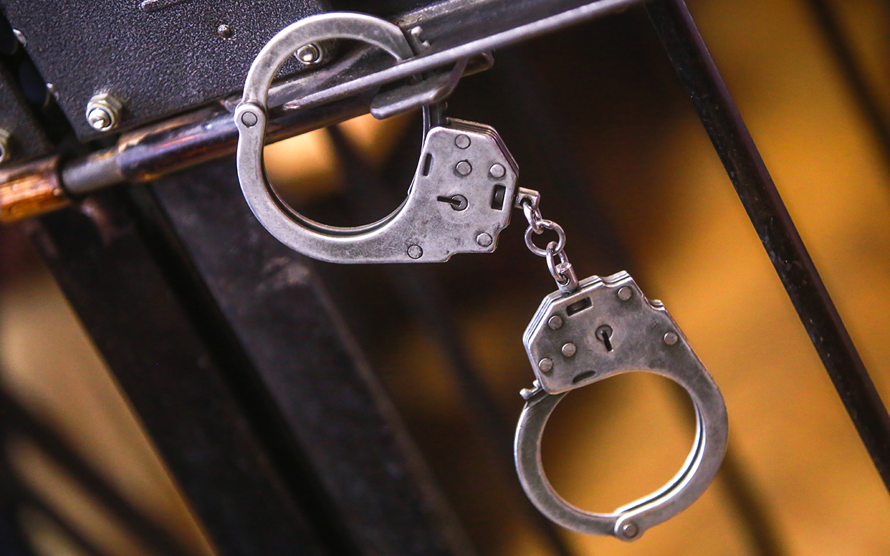 Briesmas Kordovā: viņš vairākas dienas dzīvoja kopā ar meitas līķi, un, kad viņam jautāja, atbildēja, ka viņa “guļ savā gultā”.