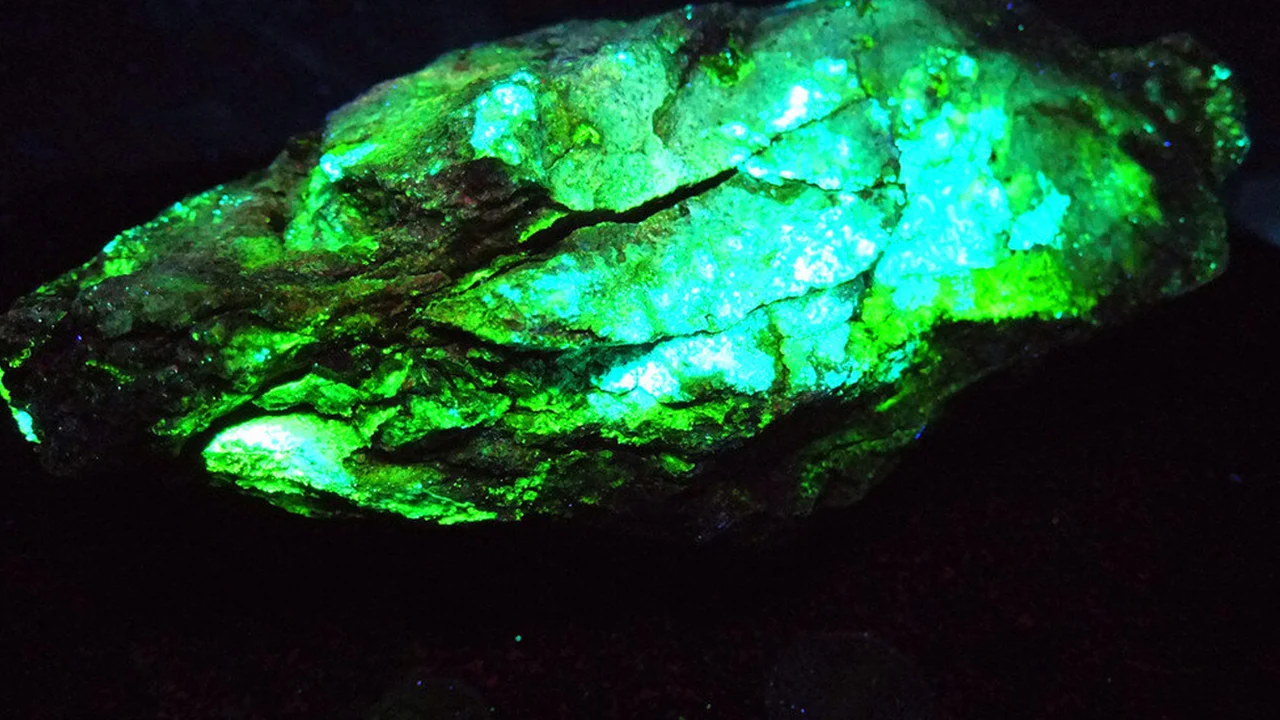 Milzīgs atklājums tuksneša apakšā var izjaukt globālo kodolieroču sacensību.