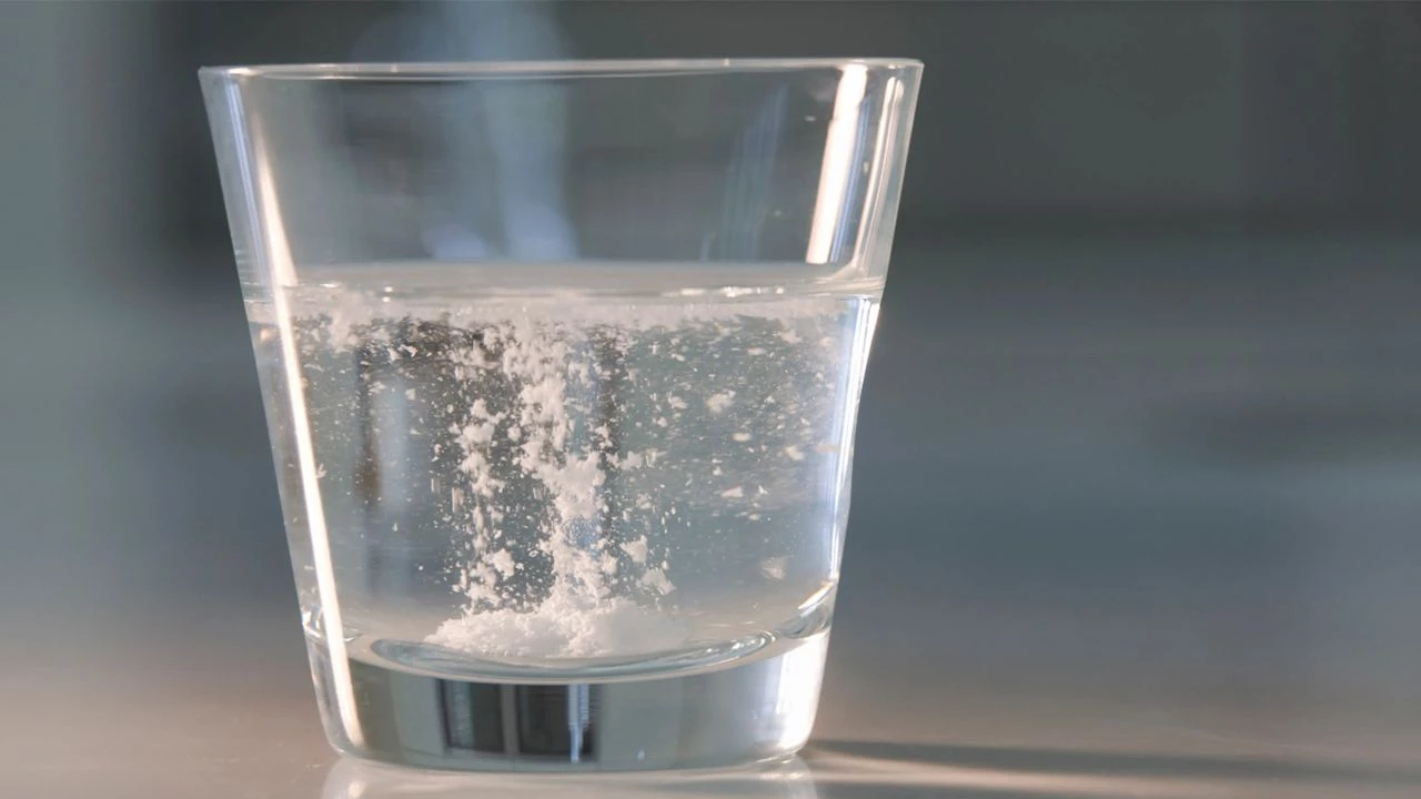 Japāna lauž stereotipus par vides piesārņojumu, sasniedzot vienu no šodienas lielākajiem sasniegumiem: tā ir izstrādājusi augu izcelsmes plastmasu, kas pēc dažām stundām pēc iegremdēšanas jūrā izšķīst.