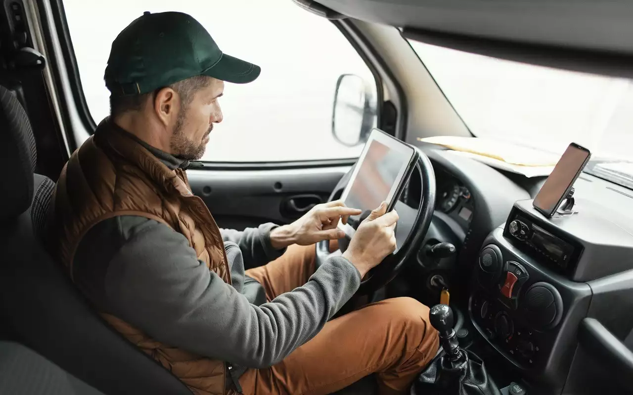 Oficiāli | Visiem šiem cilvēkiem un autovadītājiem ir anulētas autovadītāja apliecības par minimālo prasību neievērošanu: kam tas attiecas?