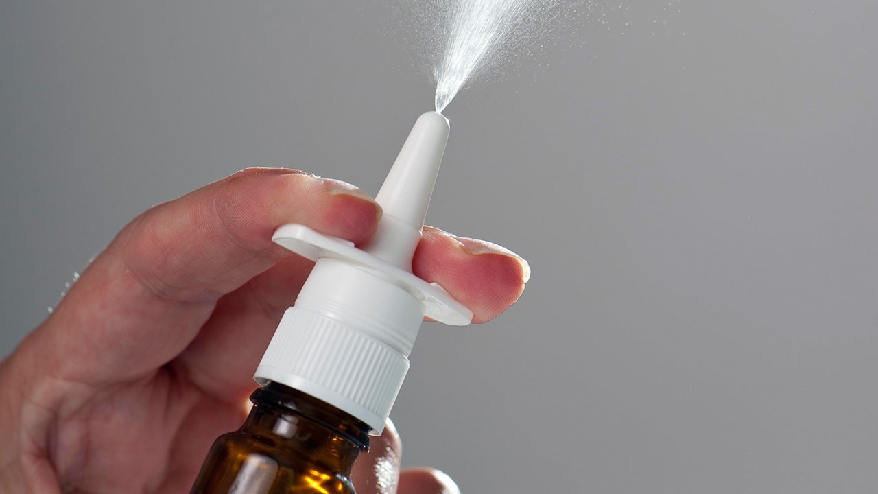 Saistībā ar pelējuma piesārņojumu visā valstī atsaukti vēl vairāk deguna aerosoli.