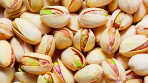 No atkritumiem līdz puķu podam: kāpēc pistāciju čaumalas ir „zelts”, kas šobrīd nepieciešams jūsu augiem.