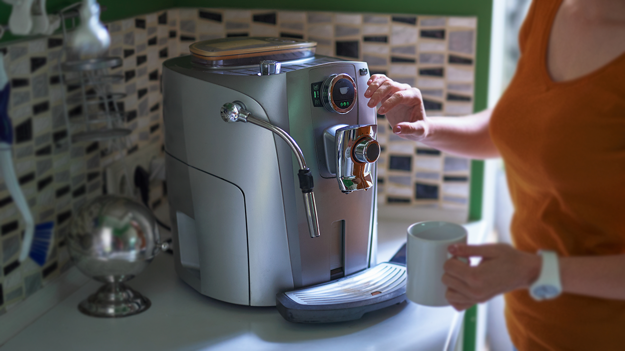 Ja jums mājās jau ir šis aparāts, jums, visticamāk, nekad nebūs jāpērk tējkanna vai ūdens sildītājs.