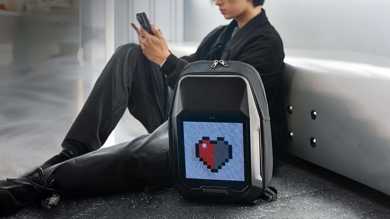 Atvadieties no mugursomām: jauns trends no Eiropas, kas tās aizstās uz visiem laikiem.