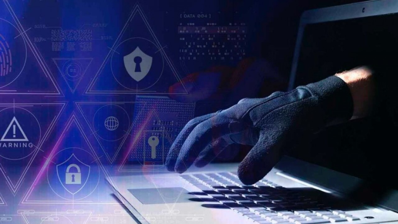Pieci kiberdrošības paņēmieni, kas pasargās jūs no hakeru uzbrukumiem un krāpniecības 2026. gadā.