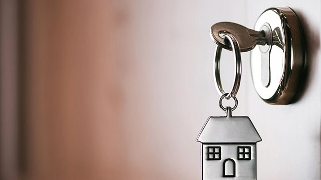 Kāpēc ieteicams mazgāt atslēgas ar balto etiķi?