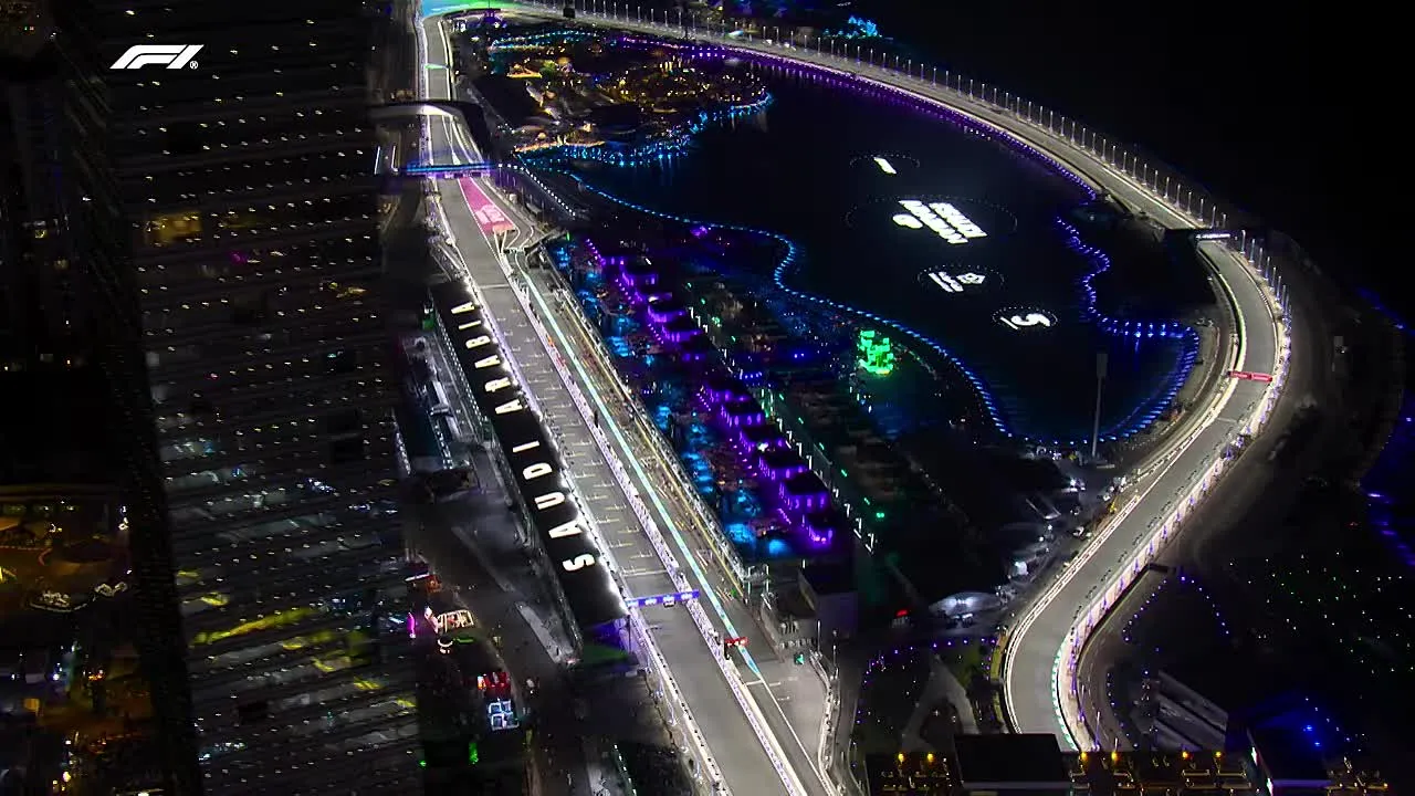 Ceļojums uz „Nākotnes pilsētu”, kurā būs 500 miljonus dolāru vērta Formula-1 trase, 80 boksu un 70 metrus augsts pagrieziens.