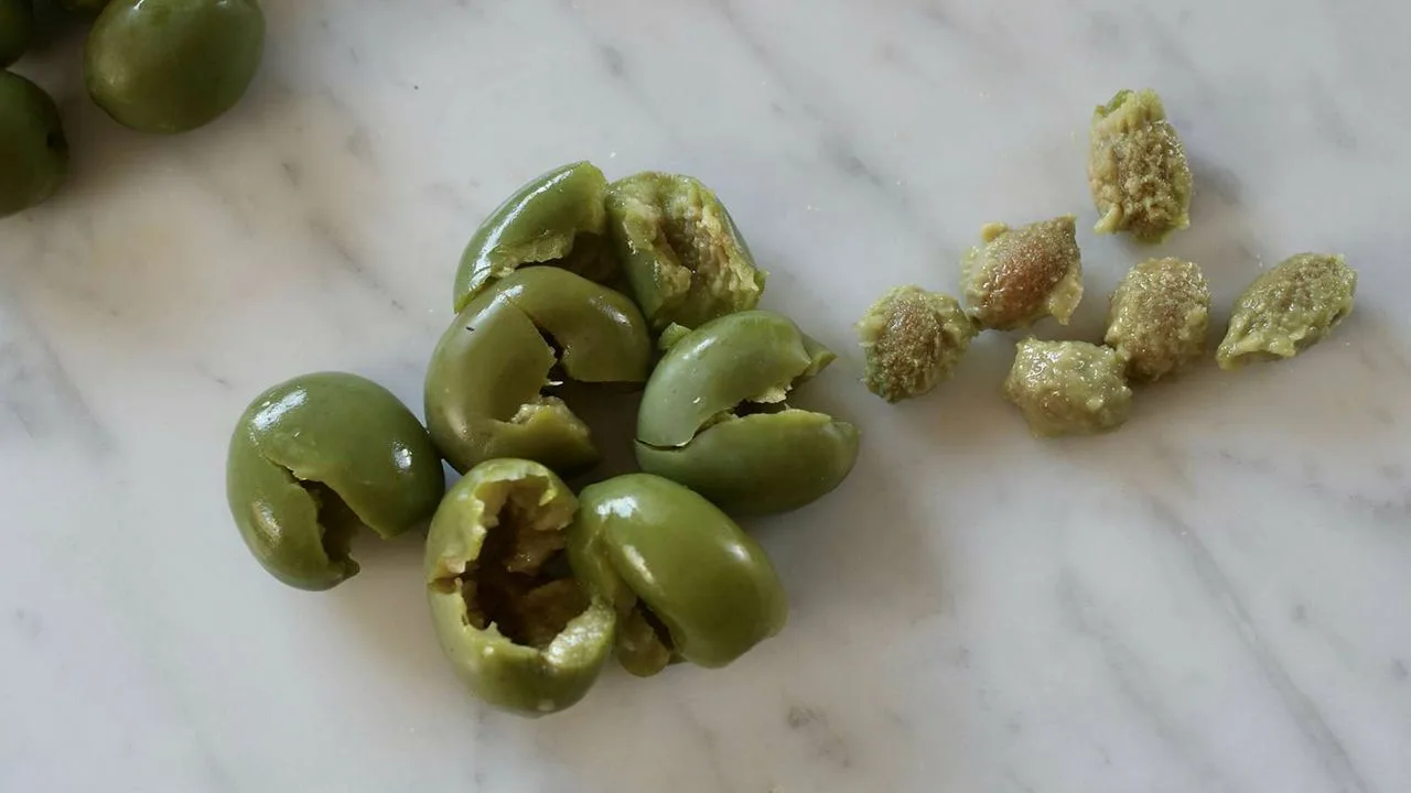 Pilnīga pārmaiņa atkritumu apsaimniekošanas jomā: olīvu kauliņi ir dārgums, un mēs nedrīkstam tos izmest.