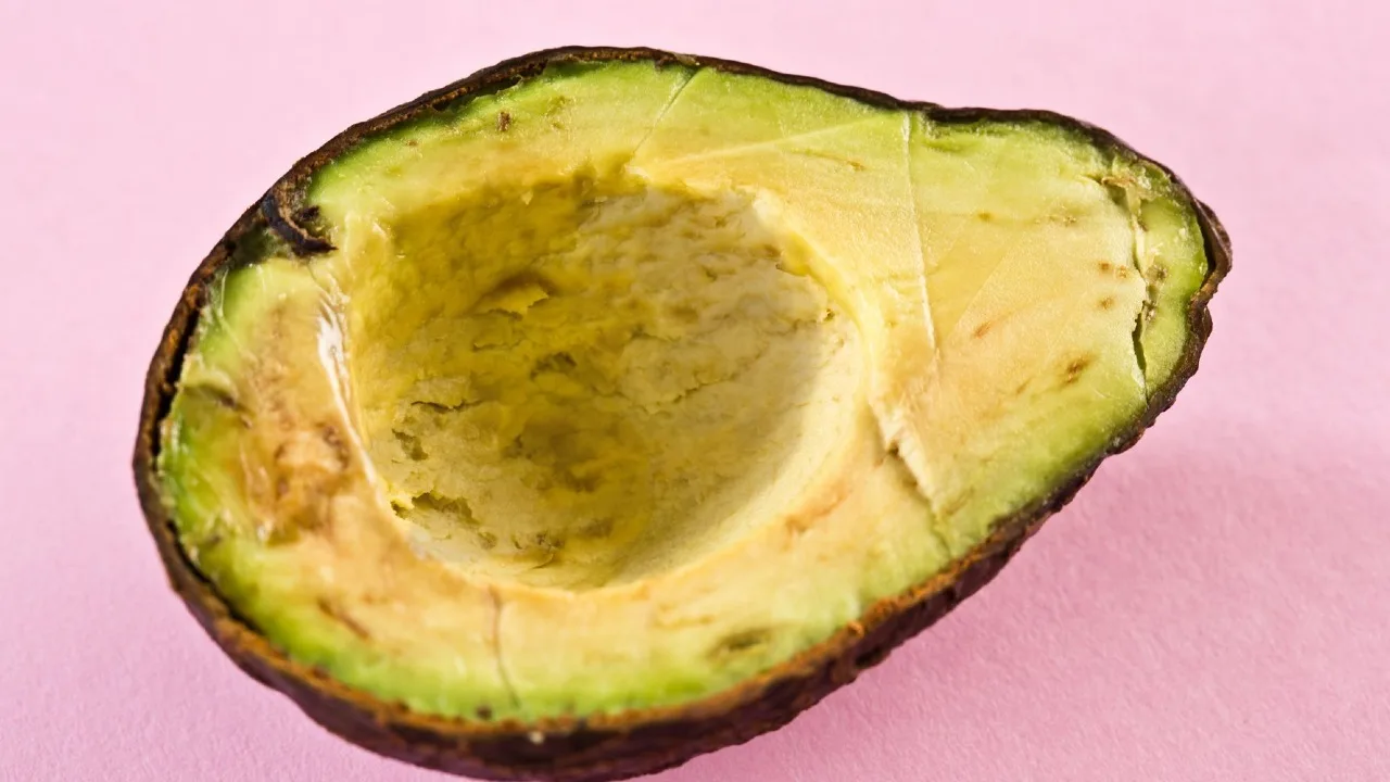 Avokado miza: negaidīti lietošanas veidi, par kuriem jūs, iespējams, nezinājāt.