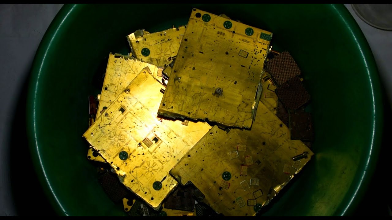 Lielbritānija kļūs par pionieri metodes izmantošanā, kas ļauj izdalīt vairāk nekā 99 % zelta no elektronisko atkritumu pie istabas temperatūras.