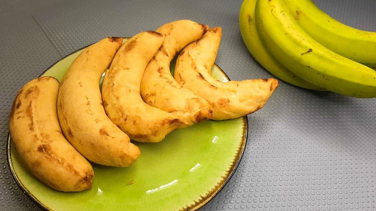 Kāpēc banānus pirms mizošanas vajadzētu mazgāt: šeit ir daži padomi, kā novērst skrambu veidošanos un saglabāt to svaigumu ilgāk.