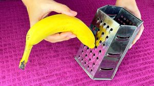 Banānu mizas berzēšana ar rīvi: kāpēc tas ir nepieciešams un kāpēc tas ir ieteicams.