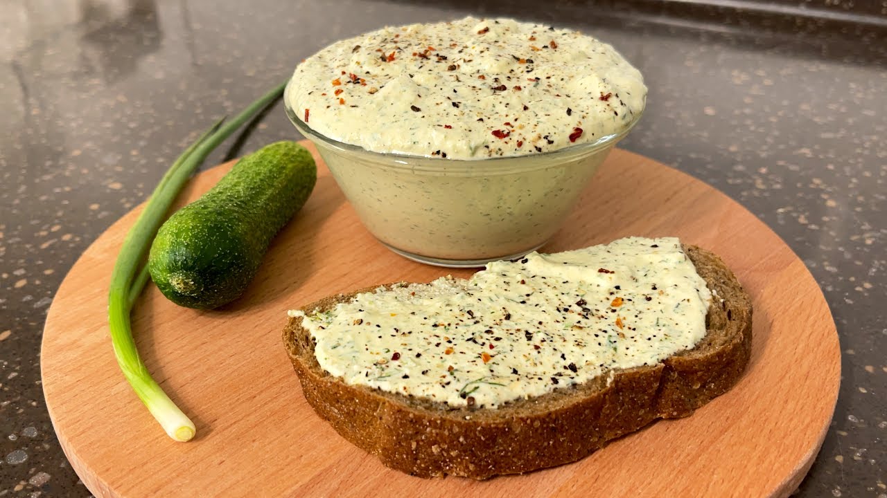 Garšīgs un sātīgs recepte: mangolda krēms ar grauzdiņiem un ciedru riekstiem.