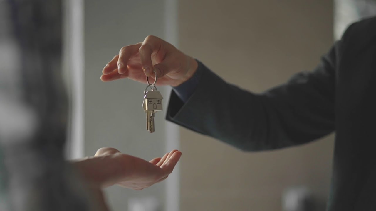 Kāpēc ieteicams mazgāt atslēgas ar balto etiķi?