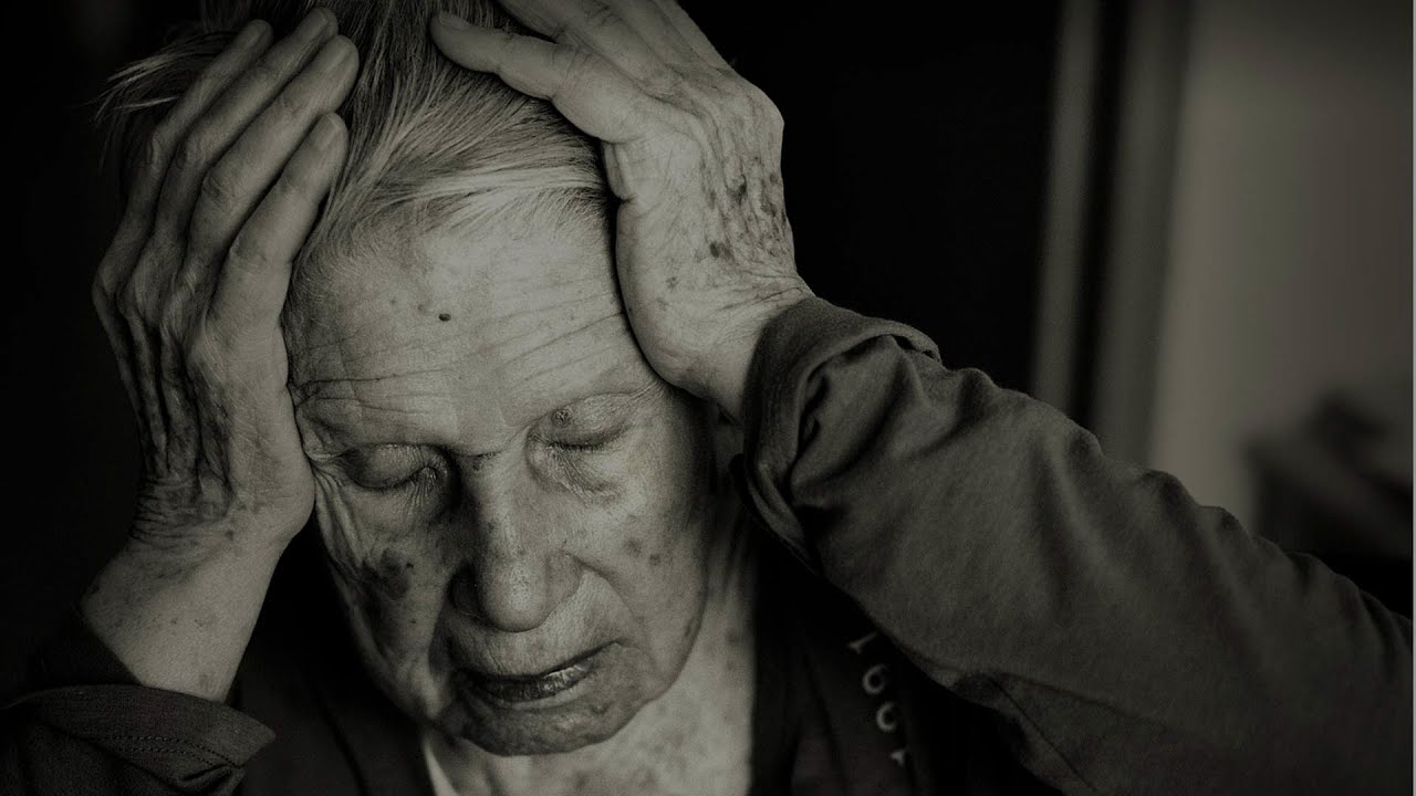 70 gadu novērojumi. Pētnieki ir atklājuši faktoru, kas parādās bērnībā un ir saistīts ar demences risku vecumā.