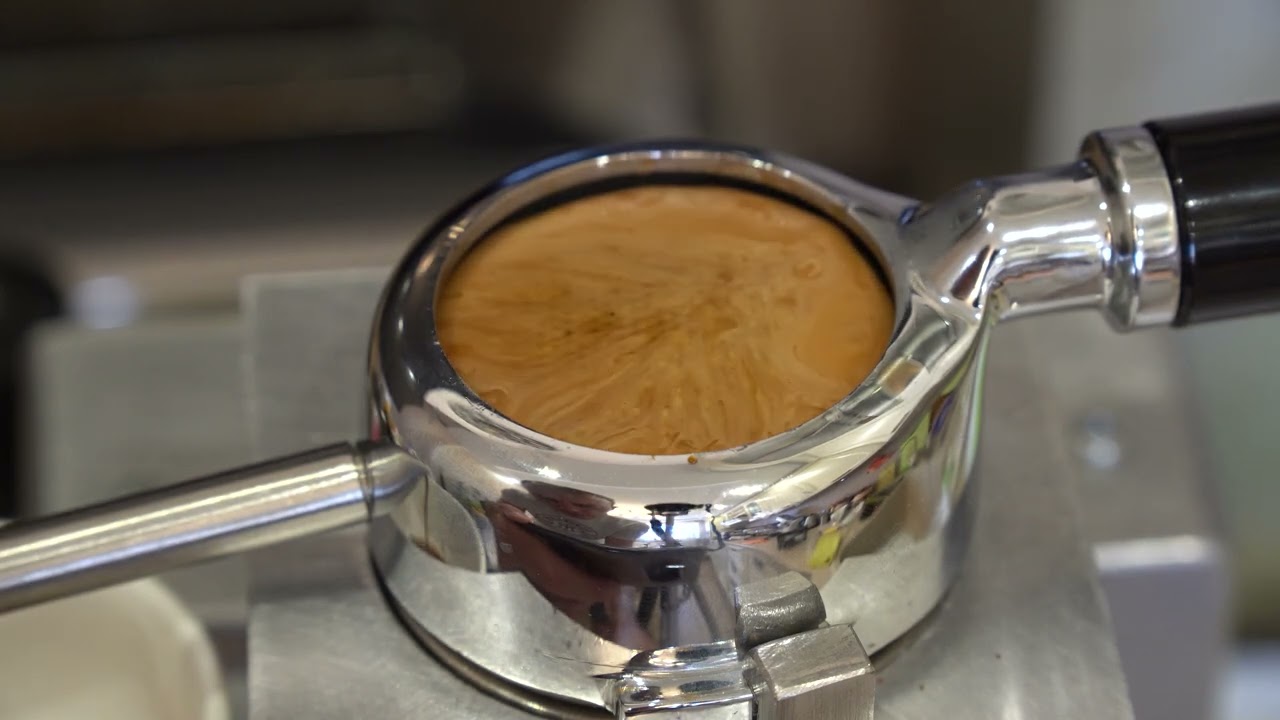 Atvadieties no netīrumiem savā itāļu kafijas pagatavotājā: tas ir ideāls sastāvdaļa, lai atgūtu tās sākotnējo izskatu.