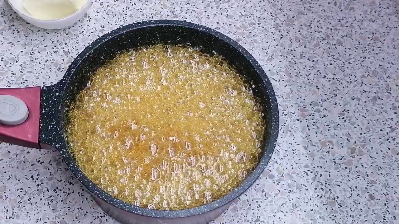 Kas ir pērļu cukurs un kā to pagatavot mājās no divām sastāvdaļām?