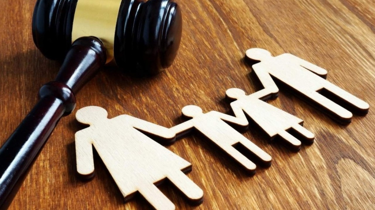 Beigsim ar alimentu nemaksātājiem: valsts piemēros bargākus sodus tiem, kas nemaksā alimentus.